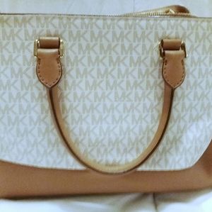 Michael Kors Bags - Michael Kors Purse Michael Kors Bags - Michael Kors Purse